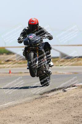 media/Apr-25-2022-Lets Ride (Mon) [[64890c87c4]]/Group A/12pm (Wheelie Bump)/